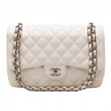 Jumbo CHANEL cuir grainé blanc