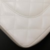 Jumbo CHANEL cuir grainé blanc