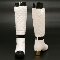 Bottes CHANEL T37  Collector guetres amovibles blanches