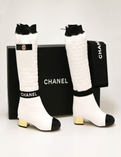 CHANEL boots with removable white gaiters size 37FR