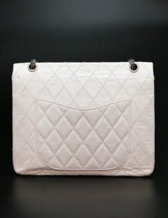 CHANEL white crumpled leather Jumbo bag