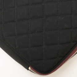 Pochette CHANEL toile matelassée noire