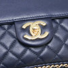 Sac à main CHANEL bleu chainettes dorées