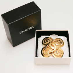 Broche CC vintage CHANEL