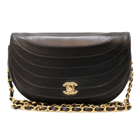 Petit sac noir CHANEL vintage