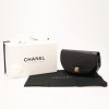 Petit sac noir CHANEL vintage