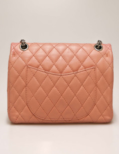 Chanel pink 2.55 bag