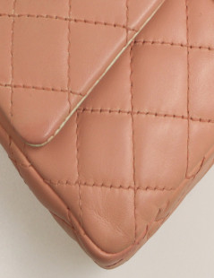 Chanel pink 2.55 bag