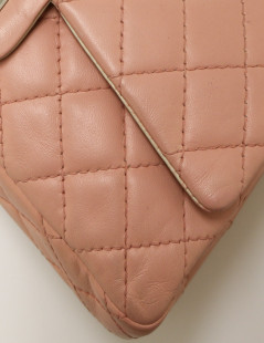 Chanel pink 2.55 bag