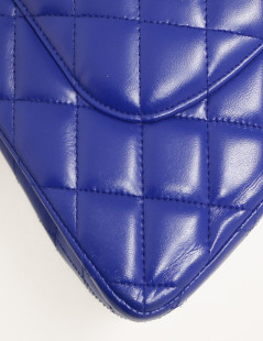  CHANEL lambskin  Jumbo bag