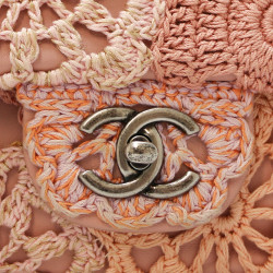 Sac CHANEL crochet rose 