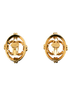 CHANEL vintage circular gilded CC clip-on earrings