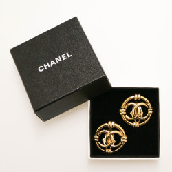 Clips ronds vintage CHANEL CC