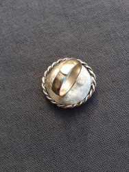 Bague ronde MARGUERITE DE VALOIS en pâte de verre