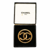 Broche vintage Turnlock CHANEL doré