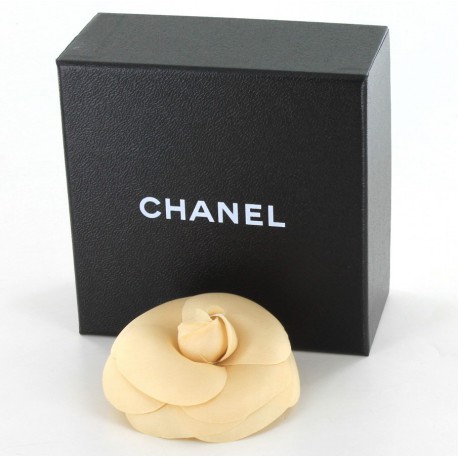 broche CHANEL 