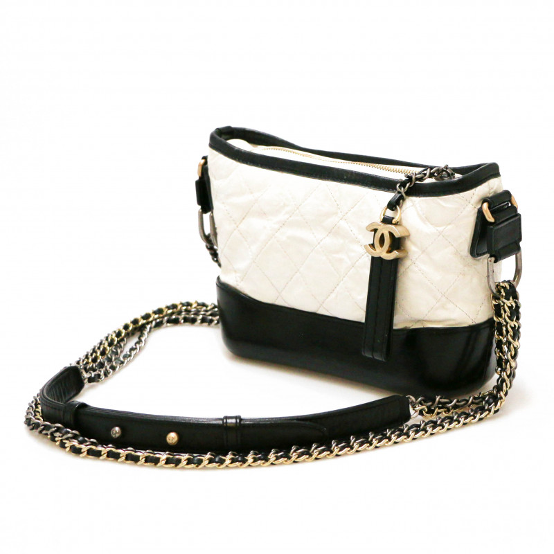 CHANEL Hobo Gabrielle bag in black and white leather - VALOIS VINTAGE PARIS