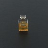 pin's CHANEL bouteille N° 5