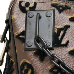 Keepall 50 LOUIS VUITTON Triangle