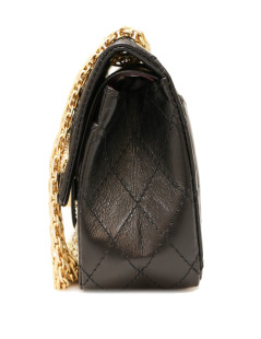 Sac 2.55 CHANEL cuir noir charms