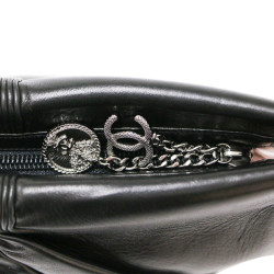 Pochette du soir CHANEL cuir d'agneau noir