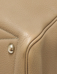 HERMES Victoria bag in Clémence young bull leather