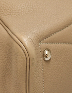 HERMES Victoria bag in Clémence young bull leather