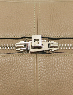 HERMES Victoria bag in Clémence young bull leather