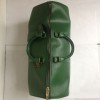 Weekender LOUIS VUITTON cuir épi vert