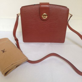 Bag LOUIS VUITTON Fawn epi