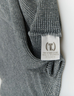 Haut ISSEY MIYAKE gris