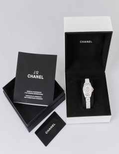 CHANEL  J12 watch in white ceramic