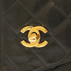 Sac Camera CHANEL matelassé noir 