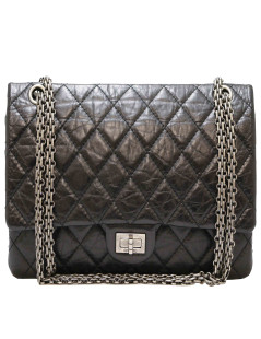 CHANEL 2.55 in black crumpled leather