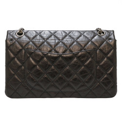 2.55 CHANEL cuir froissé noir