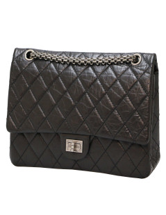 CHANEL 2.55 in black crumpled leather