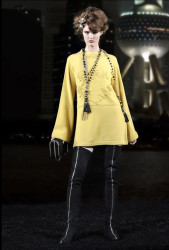 Robe T 36 CHANEL Paris Shanghai