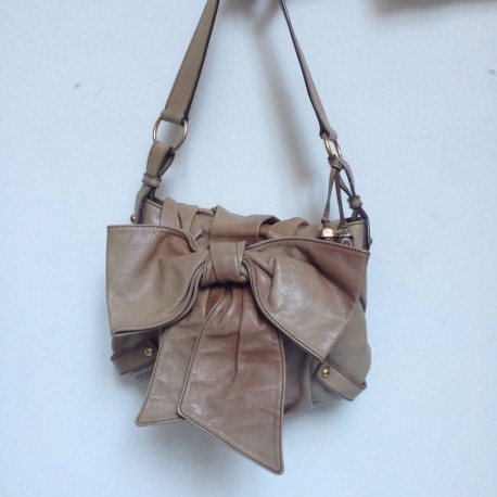 Sac YVES SAINT LAURENT cuir taupe