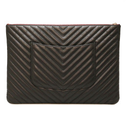 Pochette CHANEL cuir chevron noir