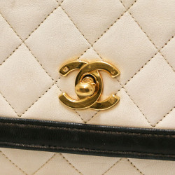 Sac vintage blanc et noir CHANEL