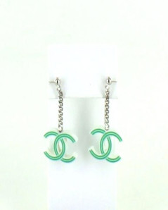 clous d'oreille double C vert CHANEL PM