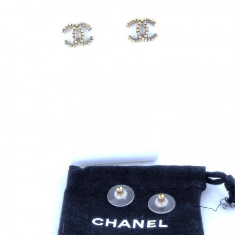 clous d'oreille CHANEL dorés