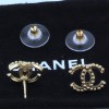 clous d'oreille CHANEL dorés