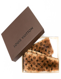 Echarpe LOUIS VUITTON vison Monogram