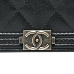 WOC Wallet on chaine CHANEL 