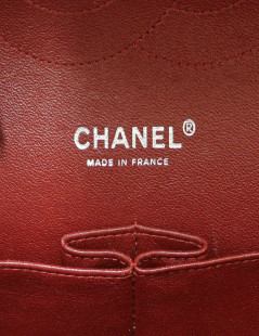  CHANEL red quilted lambskin Jumbo bag