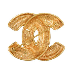 Broche vintage CHANEL matelassée