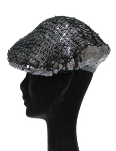 Béret T M CHANEL sequins noirs