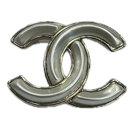 Broche nacre CHANEL CC