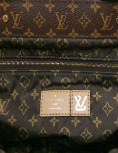 LOUIS VUITTON OnTheGo Tote